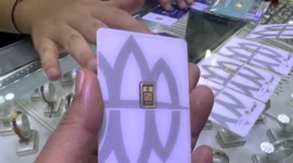 Harga Emas Antam Hari Ini Turun Rp31 Ribu, Simak Daftar Lengkap per Gram (foto: kontan)