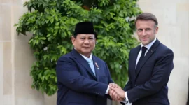 Pertemuan bilateral di Istana Élysée, Prabowo dan Macron Perkuat Kerja Sama Pertahanan hingga Ekonomi ((foto: kemhan)