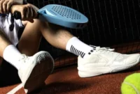 sepatu padel Vector Bandeja (foto: Ortuseight)