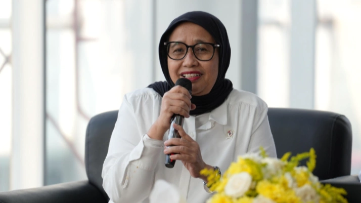 BGN Punya Pimpinan Baru, Nanik S. Deyang Gantikan Dadan Hindayana (foto : Doc. Biro Hukum dan Humas BGN)