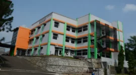 Laboratorium Fisika dan Kimia Canggih BRIN Buka Peluang Kolaborasi, Mahasiswa AKA Bogor Dapat Wawasan Baru (foto: campus.quipper)