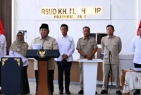 Akses Layanan Kesehatan Memadai, Prabowo Resmikan RSUD KH Muhammad Thohir Krui di Lampung  (foto: setneg)