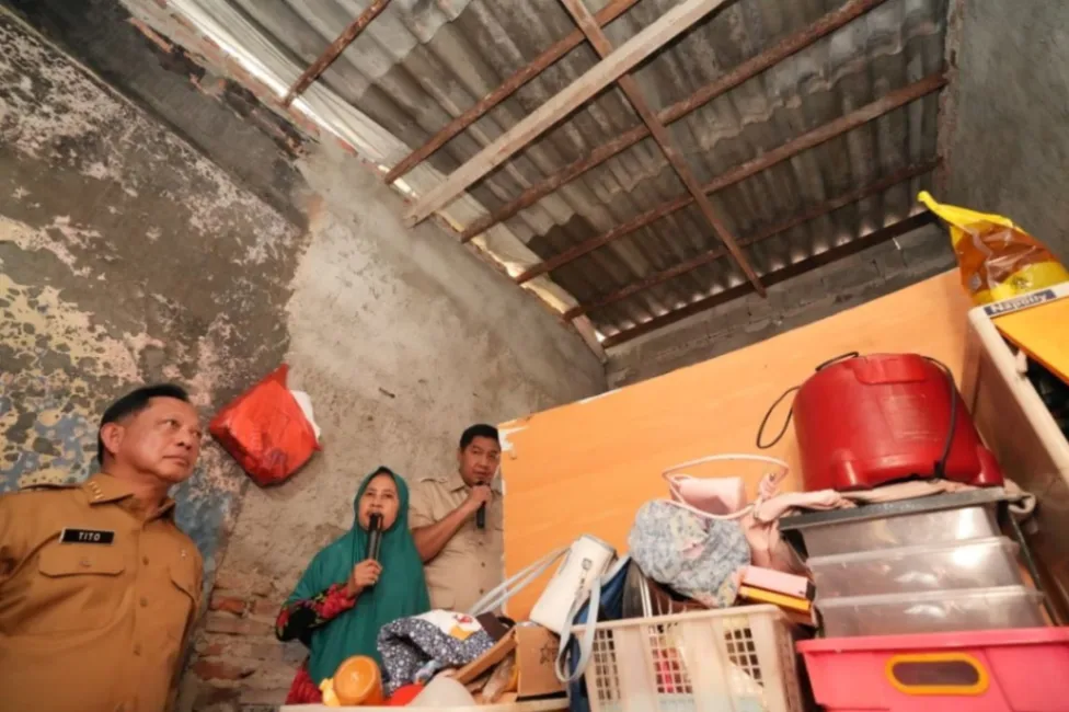Perluasan Program Bedah Rumah Jadi Fokus, Langkah Mendagri Ini Bisa Berdampak Besar bagi Warga (foto: kemendagri/kompas)