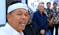 Dedi Mulyadi Serahkan Bonus ke Persib Bandung Rp1 Miliar dari Dana Pribadi