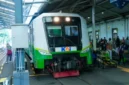 Atmosfer Piala Dunia 2026 Masuk KRL, Penumpang Serasa Berada di Tengah Stadion (foto: inews)