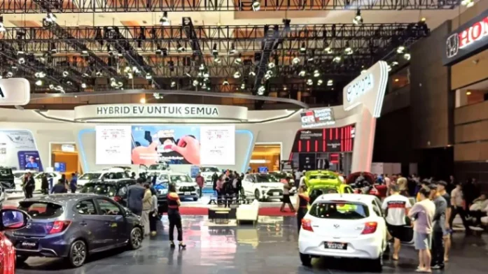 IIMS Surabaya 2026 Cetak Rekor Kunjungan, Lebih dari 36 Ribu Pengunjung Hadiri Pameran Otomotif (foto: momobil)