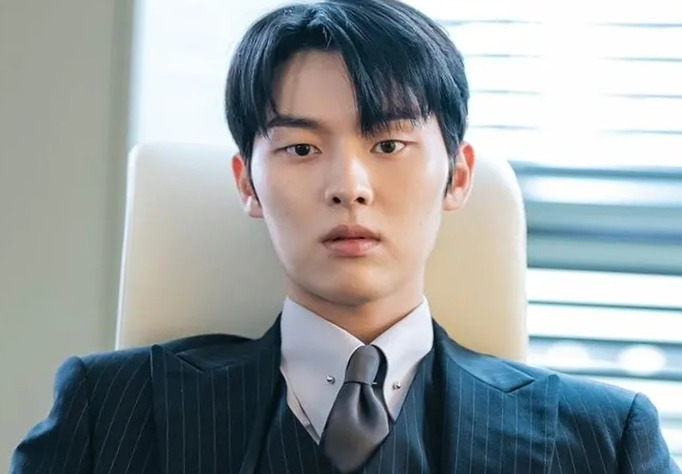 Profil Choi Hyun Wook Makin Bersinar, Ini Perjalanan Karier Aktor Muda Korea yang Memikat Lewat Notes from the Last Row (foto: soompi)