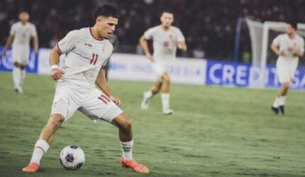 Ragnar Oratmangoen Resmi Gabung Persib
