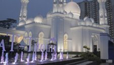 Destinasi Wisata Religi Masjid At-Thohir Kian Diperkuat Berbasis Zona KHAS di Jawa Barat (foto: detik)