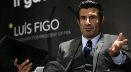 Pesta Bola HGI 2026 Hadirkan Luís Figo di Jakarta, Dorong Perkembangan Olahraga Pikiran (foto: AP/tirto)