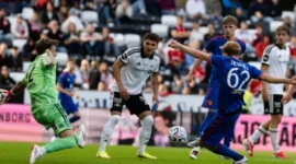 Hasil Uji Coba Pramusim: Manchester United Raih Kemenangan atas Rosenborg (foto: ig @manutd/ mpnindonesia)