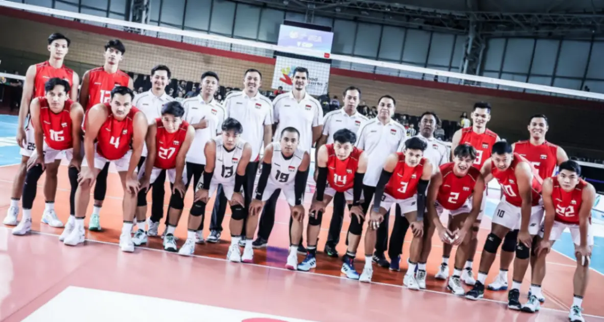 Timnas Voli Indonesia Melesat di Ranking FIVB, Dekati Posisi 40 Besar Dunia usai Menang atas Kamboja (foto: SAVA/jpnn)
