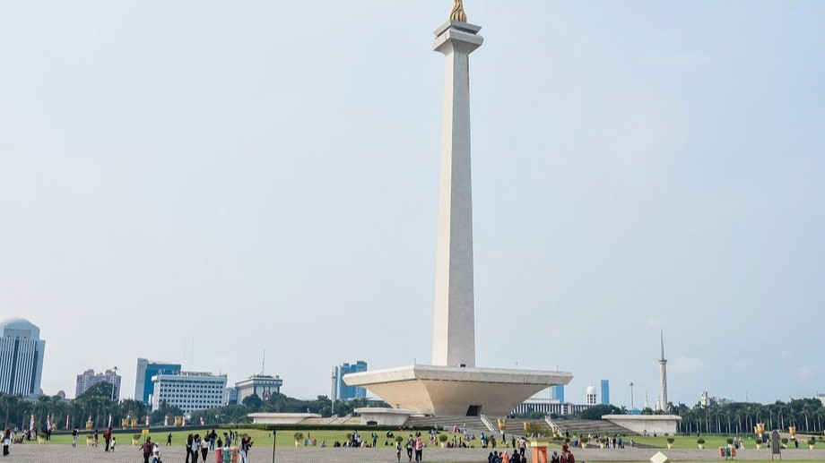 Zikir dan Doa Kebangsaan Ajak Masyarakat Sambut Bulan Kemerdekaan di Monas Bersama Habib Syech (foto: smartcity.jakarta)