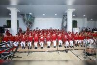 Siswa Sekolah Rakyat tampil bersama Paduan Suara Nasional Gita Bahana Nusantara dalam peringatan HUT ke-81 Kemerdekaan RI di Istana Merdeka (foto: kementerian sosial)
