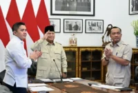 Presiden Prabowo Subianto menginstruksikan jajaran pemerintah untuk mempercepat penanganan masyarakat terdampak gempa di Flores, NTT (foto: kementerian sekretaris negara)