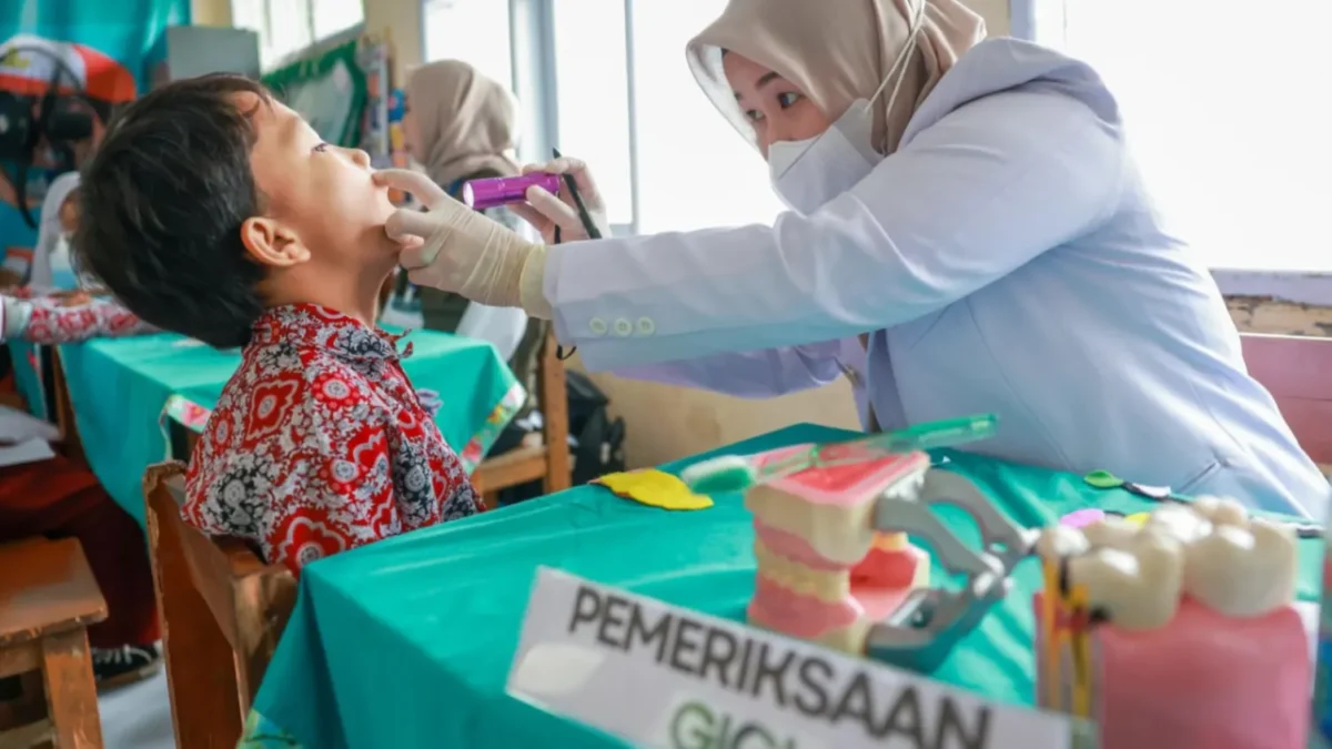 Program Cek Kesehatan Gratis Anak menjadi bagian dari upaya pemerintah mendeteksi masalah kesehatan dan memperkuat tindak lanjut bagi anak. (foto: Kepala Biro Komunikasi dan Informasi Publik kemenkes)