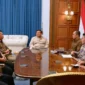 Panglima Jilah memberikan keterangan kepada awak media setelah bertemu Presiden Prabowo Subianto di Kompleks Istana Kepresidenan (foto: kementerian sekretaris negara)