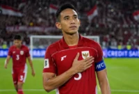 Rizky Ridho menjadi salah satu pemain yang mendapat perhatian setelah penampilannya bersama Timnas Indonesia pada Piala AFF 2026 (Ilustrasi AI : sisipublik.com)