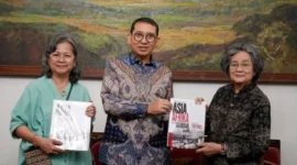 Menteri Kebudayaan Fadli Zon bersilaturahmi dengan keluarga Bung Hatta di Menteng, Jakarta, menjelang peringatan Kemerdekaan RI ke-81 (foto: Kementerian Kebudayaan)