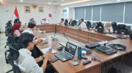 BRIN dan Pemerintah Kabupaten Mamuju Tengah membahas peluang kerja sama riset untuk menangani persoalan sampah dan kekeringan di daerah (foto: humas brin)