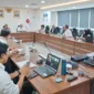 BRIN dan Pemerintah Kabupaten Mamuju Tengah membahas peluang kerja sama riset untuk menangani persoalan sampah dan kekeringan di daerah (foto: humas brin)