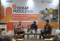 Kegiatan Literasi Bisnis bagi Pegiat Ekonomi Kreatif dalam program Ekraf Peduli di Padang Pariaman (foto: kementerian Ekonomi Kreatif)