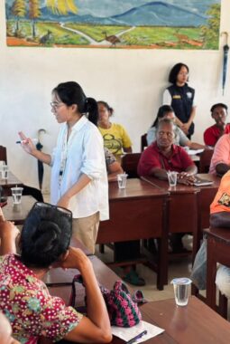 Petani Pala Papua Barat Belajar Bahasa Inggris untuk Buka Akses Pasar Global