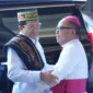 Menteri Agama Nasaruddin Umar mengunjungi Labuan Bajo, Manggarai Barat, NTT, sekaligus menyalurkan bantuan tanggap darurat bagi masyarakat terdampak gempa Flores (foto: kementerian agama)
