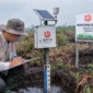 BRIN mengembangkan sistem pemantauan muka air tanah (GWL) untuk mendeteksi dini risiko kebakaran lahan gambut dan memperkuat mitigasi karhutla (Ilustrasi AI : sisipublik.com)