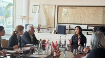 Menteri Pariwisata Widiyanti Putri Wardhana menghadiri The 6th Monaco Smart & Sustainable Marina Rendezvous di Monako (foto: kementerian pariwisata)