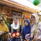 Wakil Menteri Perdagangan Dyah Roro Esti Widya Putri meninjau sentra produk rotan di Desa Trangsan, Sukoharjo, Jawa Tengah (foto: kementerian perdagangan)