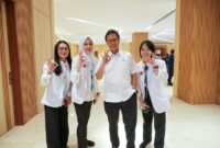 Menteri Kesehatan Budi Gunadi Sadikin menyampaikan kebijakan penyesuaian kecukupan SKP bagi dokter dan dokter spesialis (foto: kementerian kesehatan)