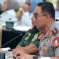 Penanggulangan Bencana (BNPB) Letjen TNI Kristomei Sianturi dan Kapolri Jenderal Suyudi Ario Seto dalam Sidang Kabinet Paripurna
