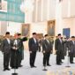 Presiden Prabowo Subianto memimpin prosesi pelantikan empat wakil menteri Kabinet Merah Putih di Istana Negara, Jakart (foto: kementerian sekretaris negara)