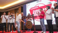 Wakil Menteri Ketenagakerjaan Afriansyah Noor saat menjadi narasumber dalam Rakernas JARNAS.INDO di Jakarta (foto: kementerian ketenagakerjaan)