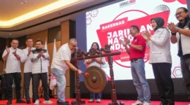 Wakil Menteri Ketenagakerjaan Afriansyah Noor saat menjadi narasumber dalam Rakernas JARNAS.INDO di Jakarta (foto: kementerian ketenagakerjaan)