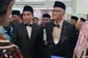 Menteri Haji dan Umrah bersama Dirjen PE2HU Jaenal Effendi meninjau tenant UMKM dalam Yogya Expo UMKM dan Ekosistem Ekonomi Haji dan Umrah 2026 di Jogja Expo Center, Bantul (foto: kementerian haji dan umrah)