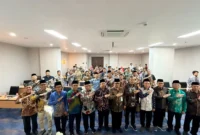 Jajaran Kementerian Haji dan Umrah membahas persiapan penyelenggaraan ibadah haji 1448 H/2027 M, termasuk istithaah kesehatan, kelengkapan dokumen, dan koordinasi pusat-daerah, dalam rapat koordinasi di Bekasi (foto: Kementerian haji dan umrah)