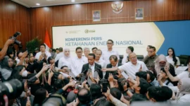Bahlil usai konferensi pers tentang ketahanan energi nasional (foto: kementerian esdm)