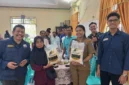 Pendampingan pengolahan gabah dan penyortiran beras di Oransbari menjadi bagian dari upaya meningkatkan mutu dan nilai jual Beras Premium Oransbari (foto: TIM TEP 20 ITS)