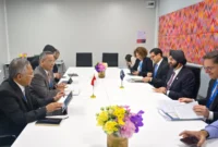 Menteri Keuangan Suahasil Nazara bertemu Presiden World Bank Group Ajay Banga di Bangkok, Thailand, untuk membahas disiplin fiskal, pendalaman sektor keuangan, dan dukungan terhadap hilirisasi sumber daya alam (foto: kementerian keuangan)
