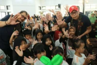 Wakil Menteri Sosial Agus Jabo Priyono meresmikan Taman Anak Sejahtera Sae di Surakarta (foto: kementerian sosial)