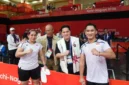 indonesia-emas-boccia-asian-para-games-2026.webp
Tim boccia Indonesia bertanding pada Asian Para Games 2026 di Aichi-Nagoya, Jepang.
Tim boccia Indonesia mempersembahkan medali emas ke-15 melalui nomor Mixed Team BC1/BC2 setelah mengalahkan Thailand 11-3 pada Asian Para Games 2026.